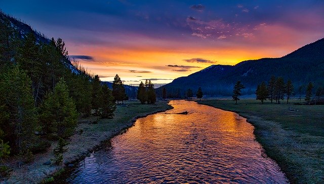 Yellowstone National Park Camping 