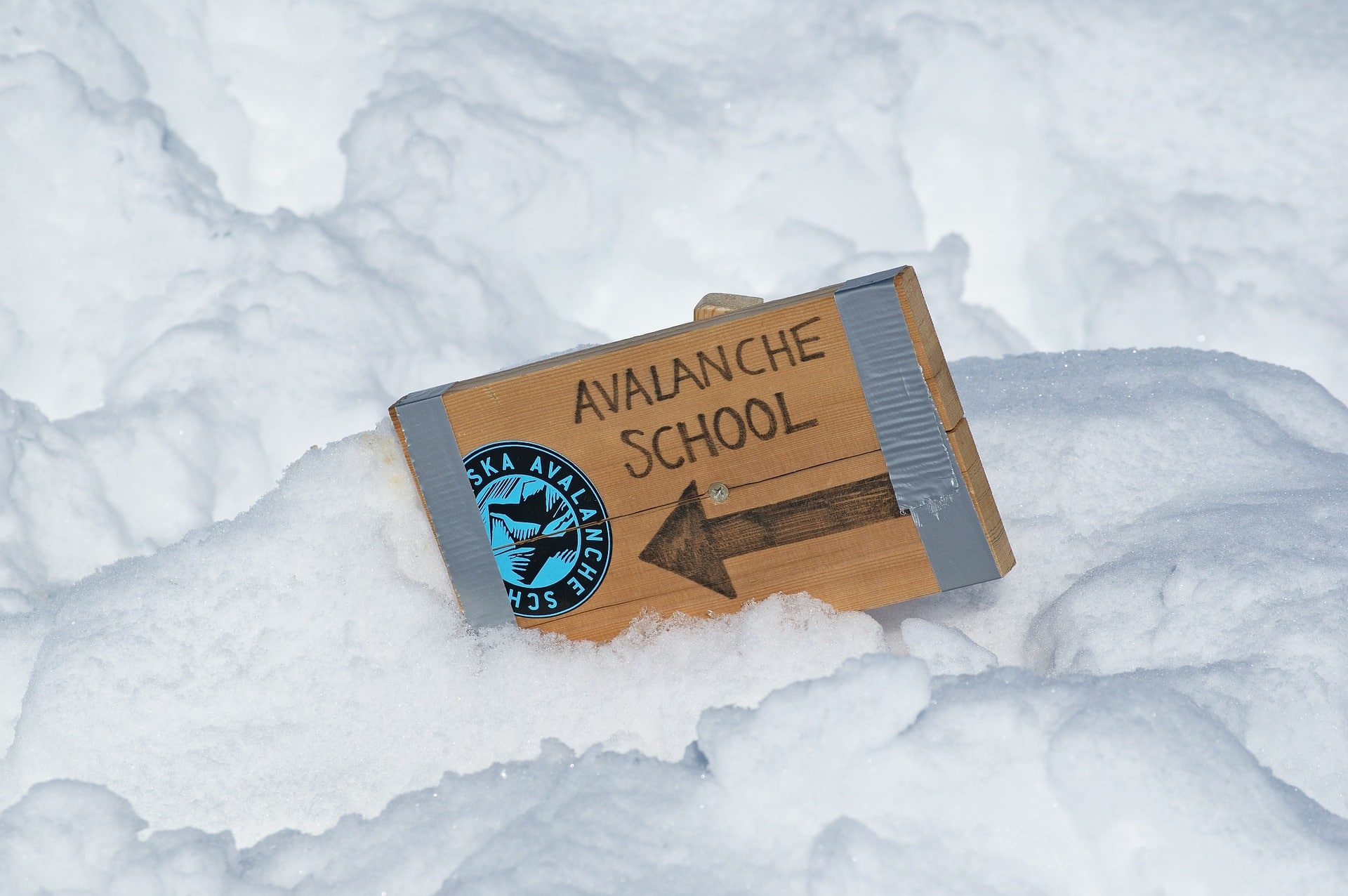 avalanche school snow 