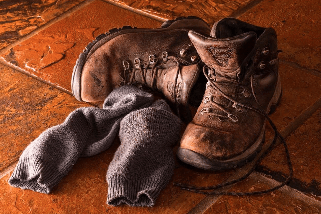 hiking socks boots pixabay