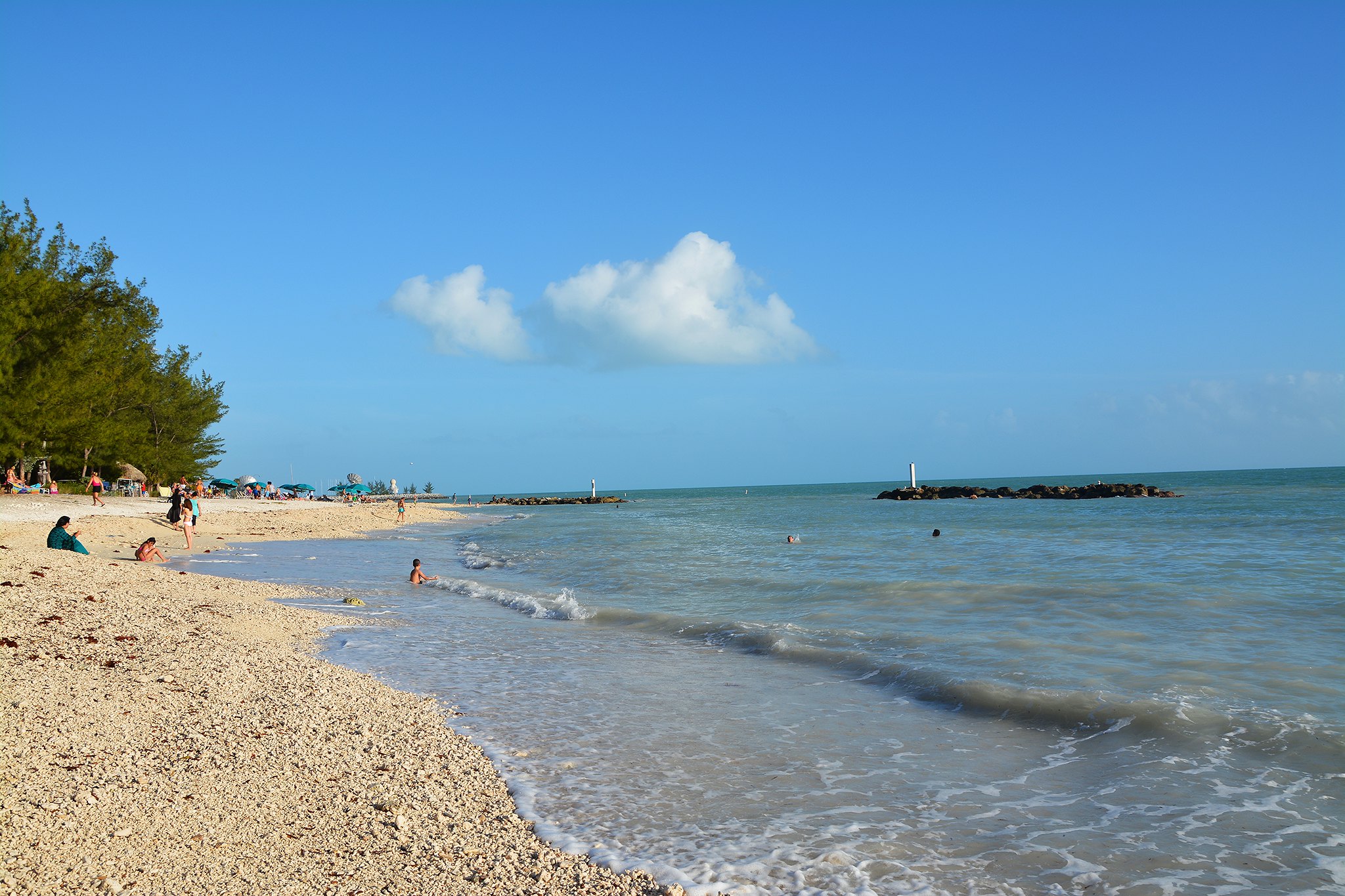 fort zachary beach florida keys