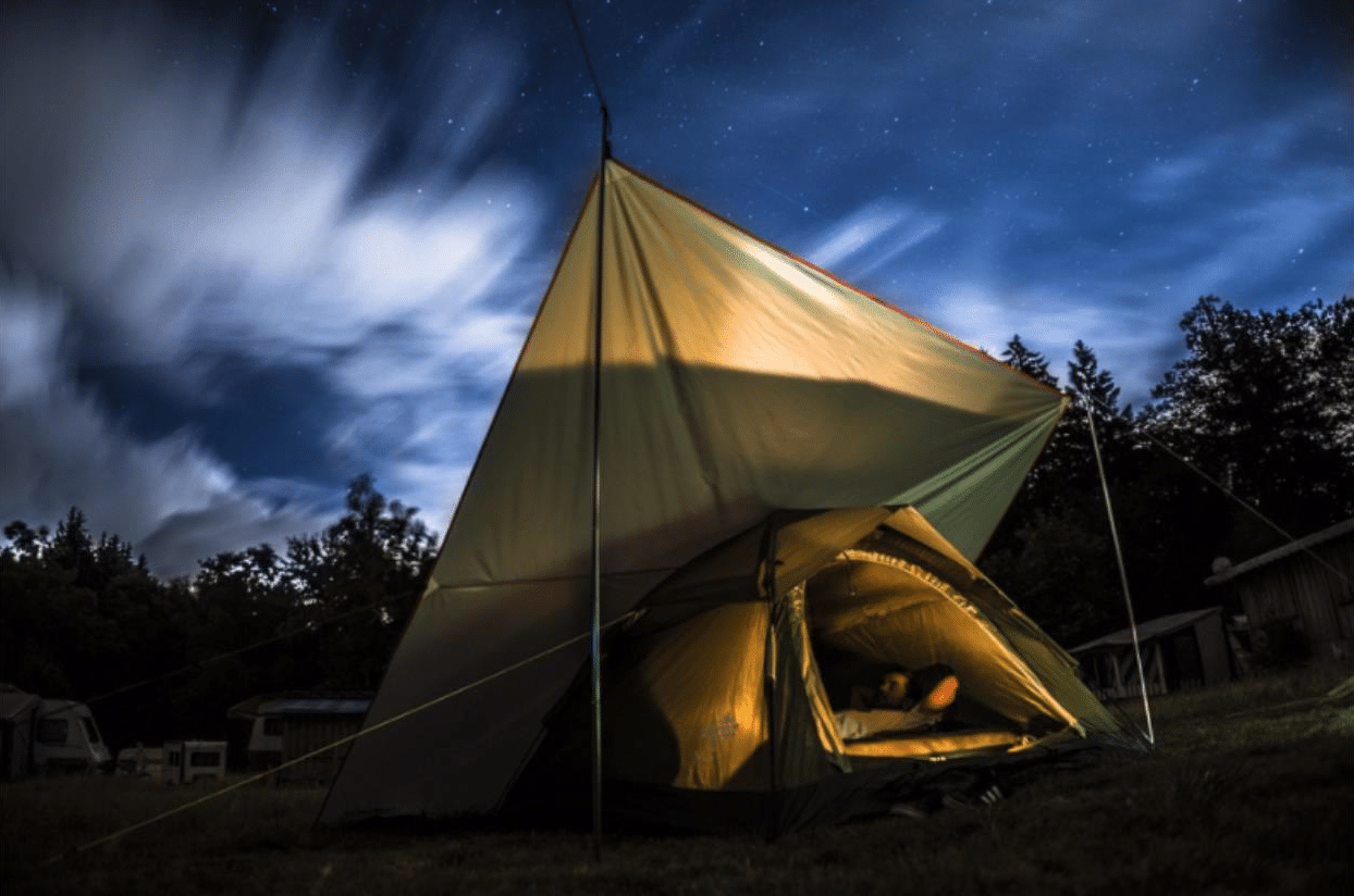 tent camping sleeping bag