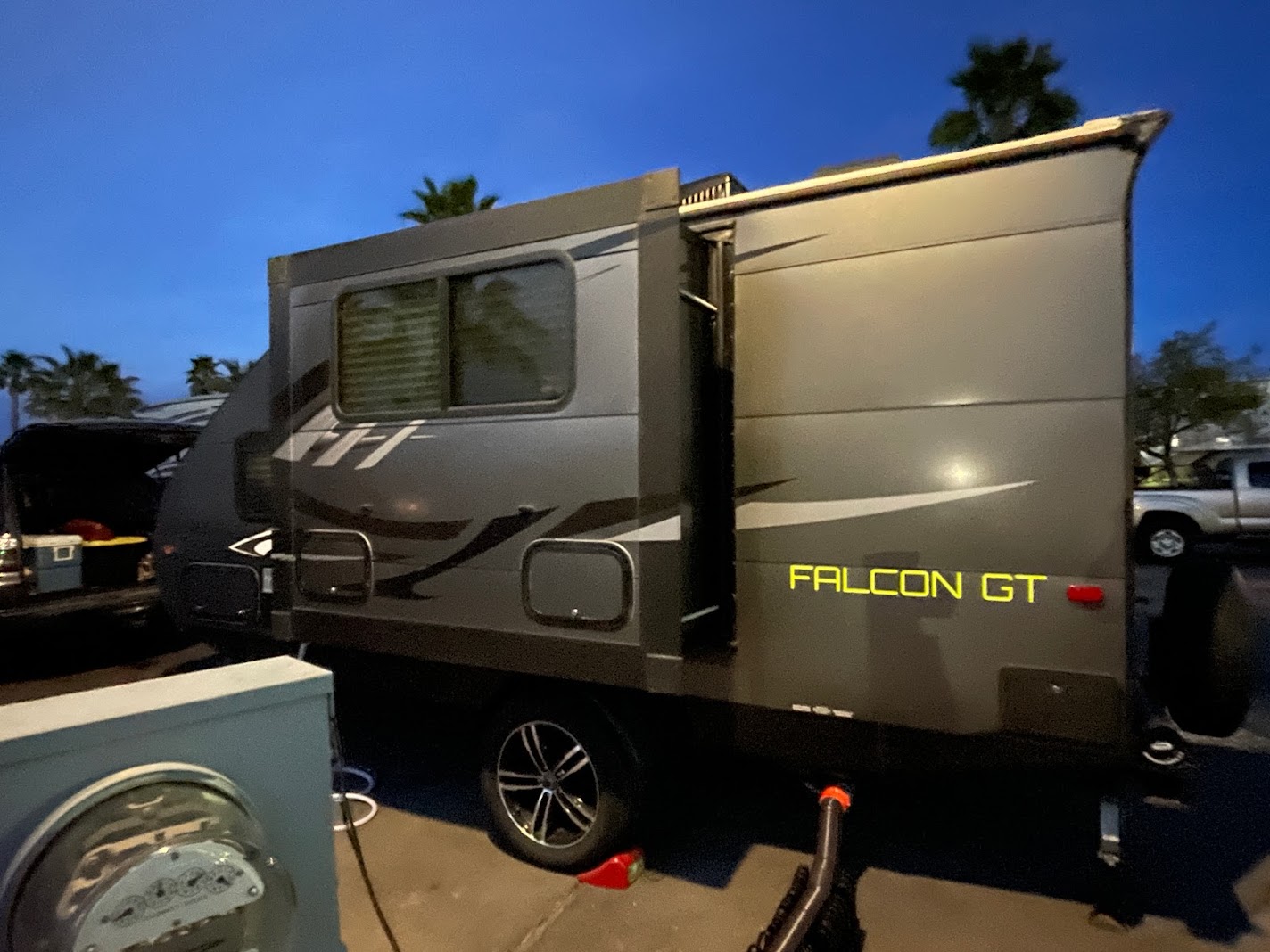 falcon camper las vegas