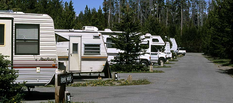 rv camping yellowstone